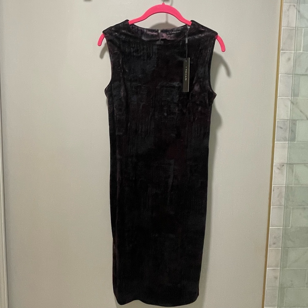 T Tahari Burgundy Sheath Dress